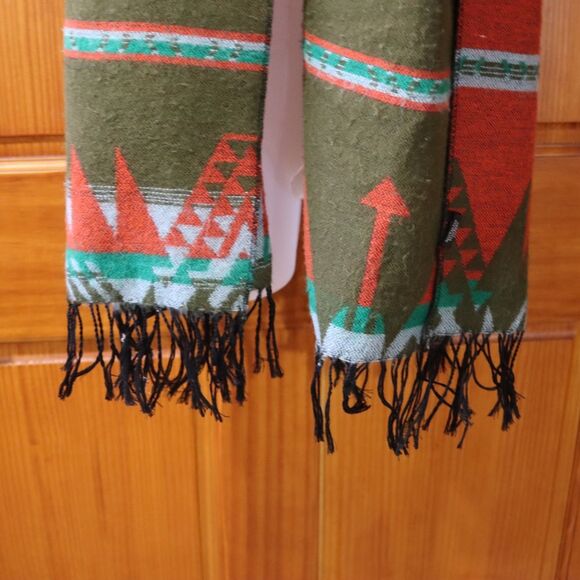 Urban Outfitters Oversized Southwestern Scarf | Olive & Rust Aztec Pattern - Picture 10 of 13